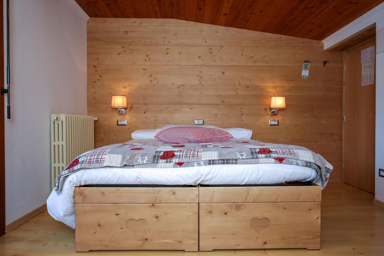 Albergo Adele Bormio Eksteriør billede