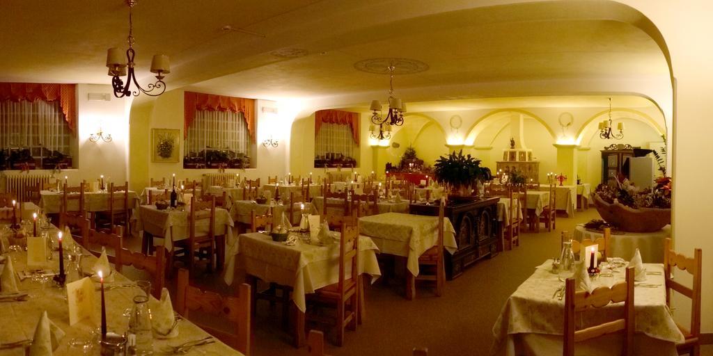 Albergo Adele Bormio Eksteriør billede
